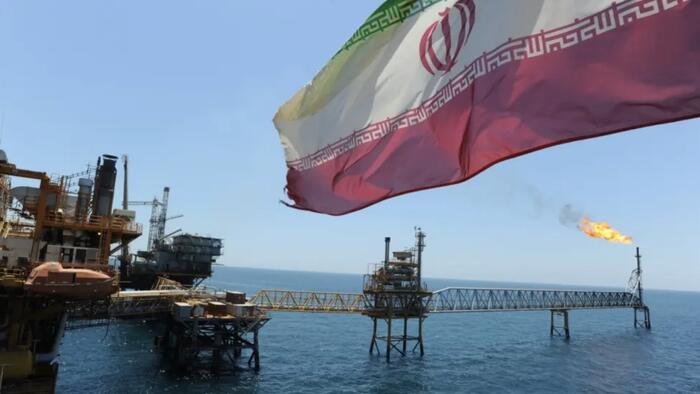 Les États-Unis cherchent à relancer les « tribunaux de récompense » pour les saisies de pétrole iranien