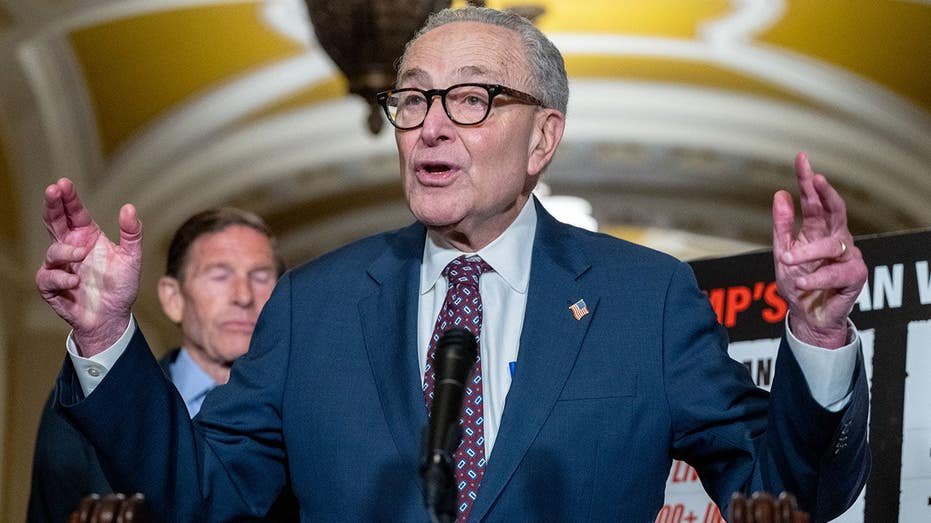 Schumer revendique la victoire alors que le Sénat s'efforce d'éviter la fermeture – le GOP dit qu'il s'est fait jouer