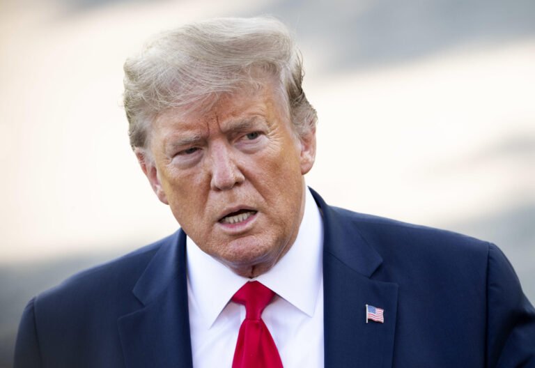 Le président américain s’oppose aux efforts de la BBC visant à assigner à comparaître les membres de sa famille dans le cadre d’un procès en diffamation