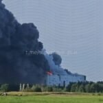 L'Ukraine a lancé des frappes nocturnes de drones contre trois entrepôts à travers la Russie, dont deux…