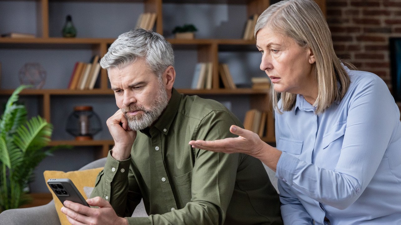 « Vous pourriez perdre 25 à 35 %. » L’AARP met en garde les Américains contre cette décision 401(k). Voici 4 alternatives à considérer