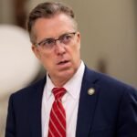 Le président sortant soutenu par Trump a été évincé lors des primaires de la Chambre alors que les efforts de redécoupage du GOP s'apprêtaient à remodeler le Tennessee.