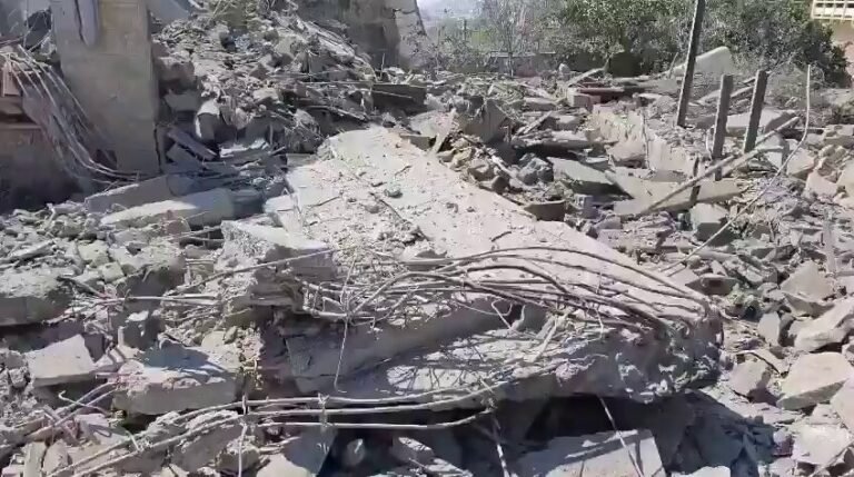Conséquences d'une frappe israélienne sur Nabatieh, dans le sud du Liban.
