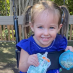 Un enfant de 3 ans en Floride décède après un incident tragique impliquant un jouet commun chez la baby-sitter