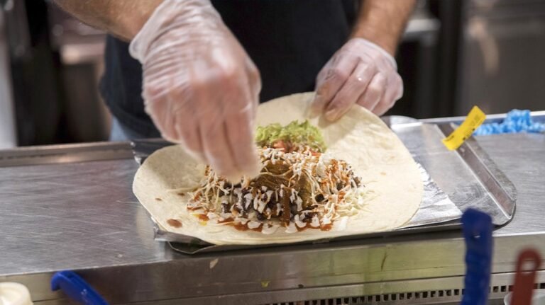 Le débat sur le burrito déchire la guerre civile du GOP sur l’abordabilité : « Nous allons perdre et nous le méritons »