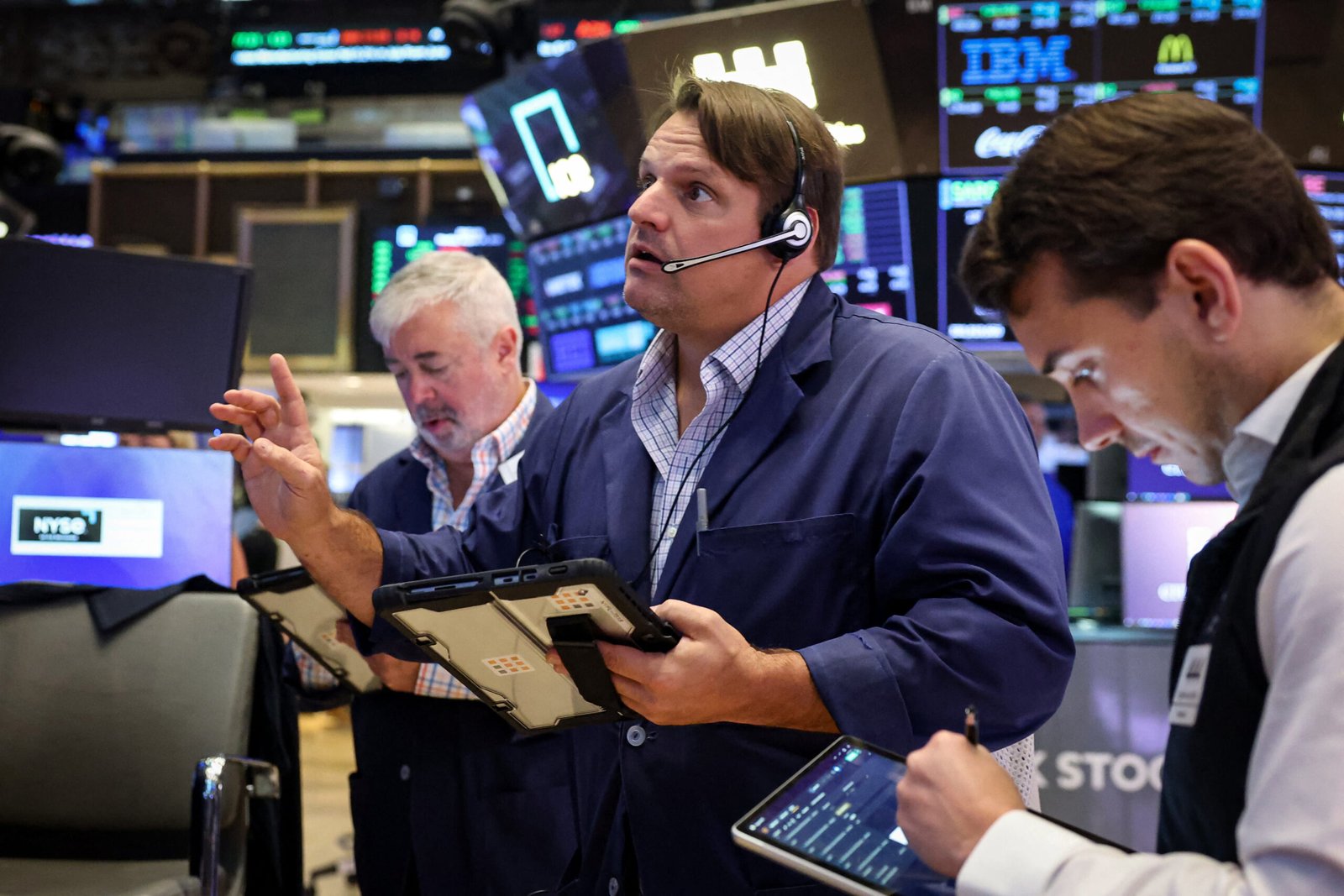 Marché boursier aujourd'hui : le Dow, le S&P 500 et le Nasdaq gagnent alors que le pétrole et les rendements du Trésor baissent