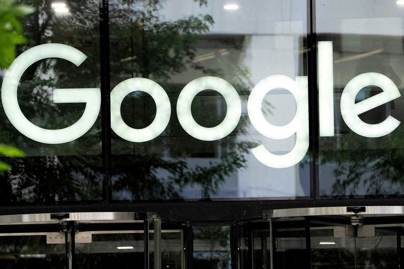 Google accepte de régler le procès des développeurs d'applications britanniques pour 353 millions de dollars