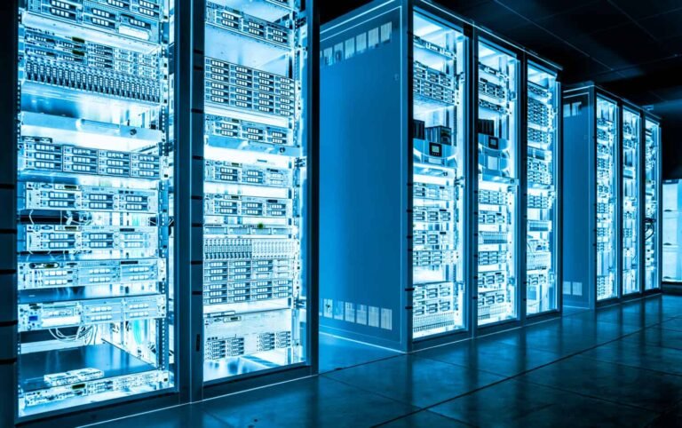 Super Micro progresse de 13 %, Dell gagne 5 %, HPE augmente de 3 % grâce aux conseils du serveur Blowout AI