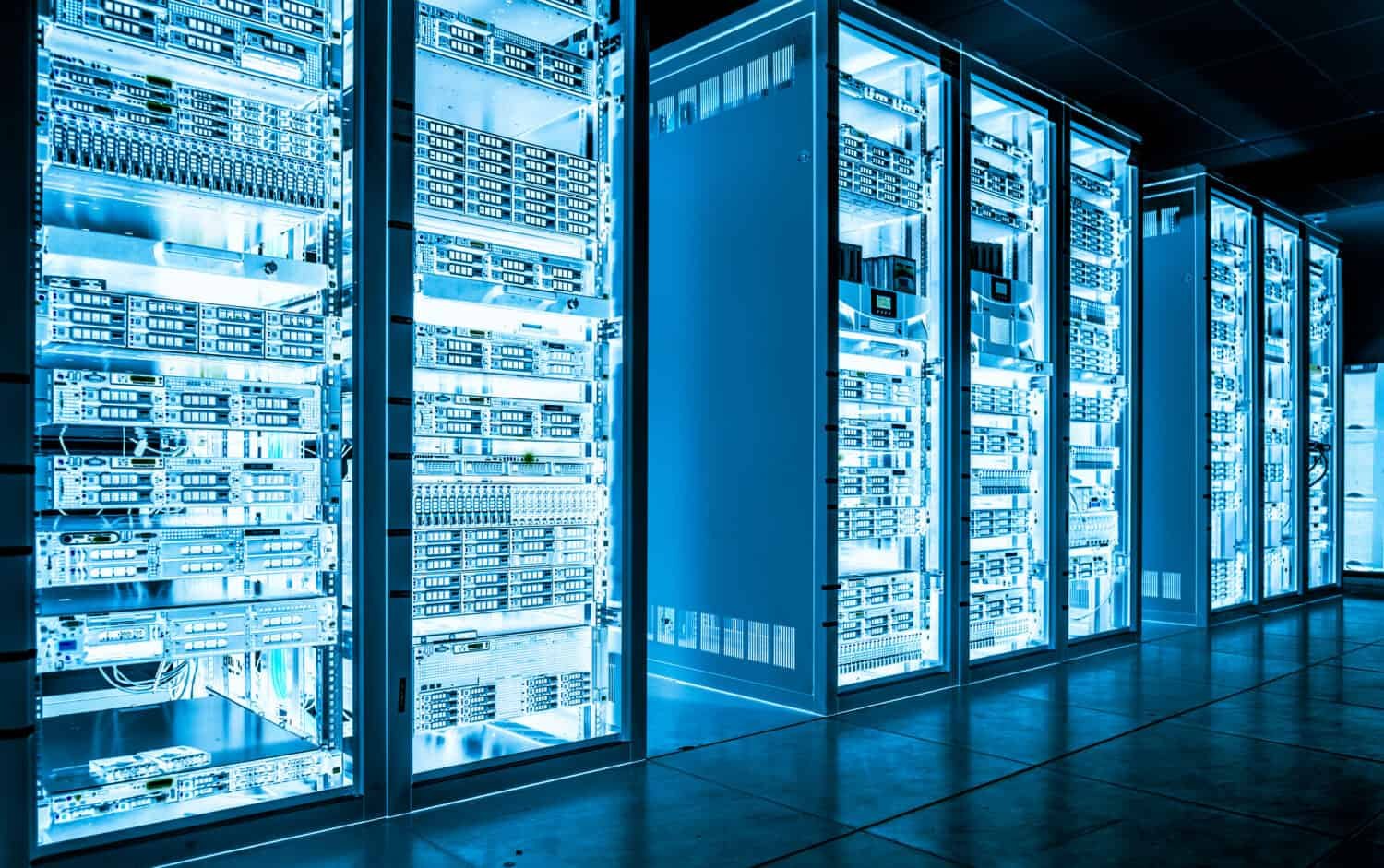 Super Micro progresse de 13 %, Dell gagne 5 %, HPE augmente de 3 % grâce aux conseils du serveur Blowout AI