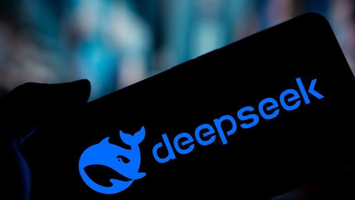 DeepSeek reprend une méga-augmentation de 74 milliards de dollars – puis prévient que les prix augmentent