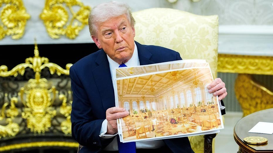 Les adversaires de Trump dans la salle de bal de la Maison Blanche font face à un « argument très dur » à la Cour suprême, selon des experts juridiques