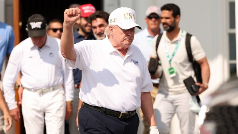 Le territoire de Bedminster de Trump pourrait faire ou défaire ses deux dernières années à la Maison Blanche