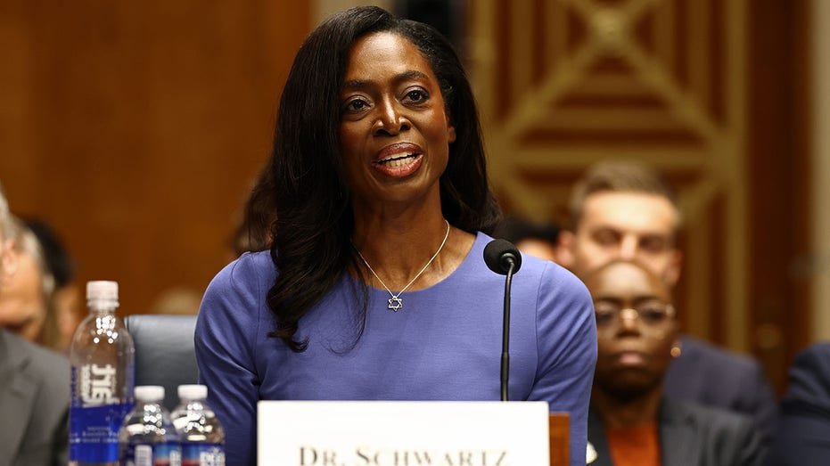 Le Sénat confirme le nouveau directeur du CDC alors qu'une épidémie de parasites responsables de la diarrhée ravage les États-Unis