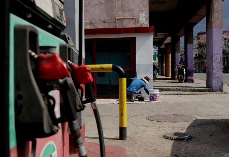 Les ventes de carburant américain aux entreprises cubaines donnent un aperçu du capitalisme à La Havane