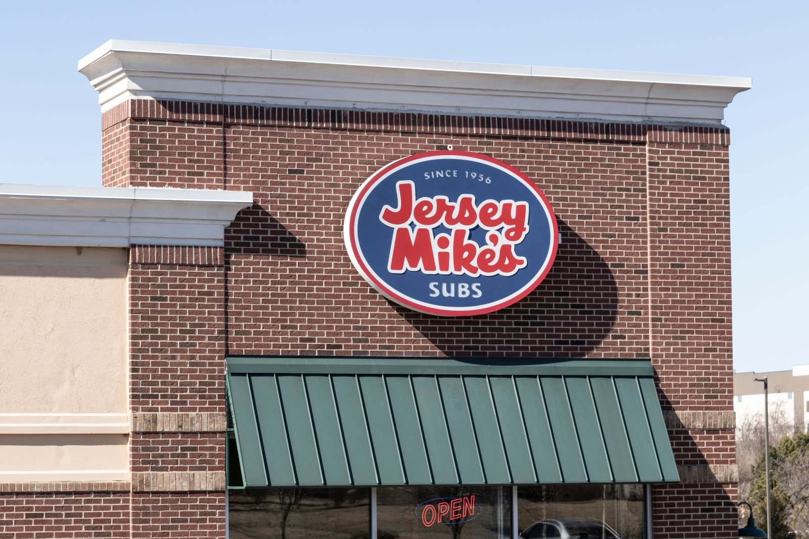 Comment jouer aux actions Subs de Jersey Mike après l'introduction en bourse de JMKE