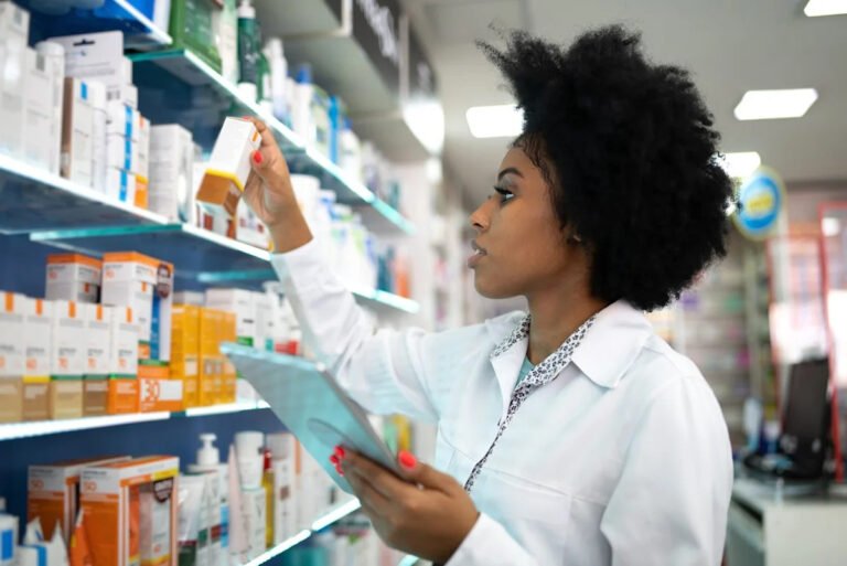 CVS Health Stock bat le marché en 2026. Voici pourquoi Wall Street pense qu’il peut encore grimper de 22 %.