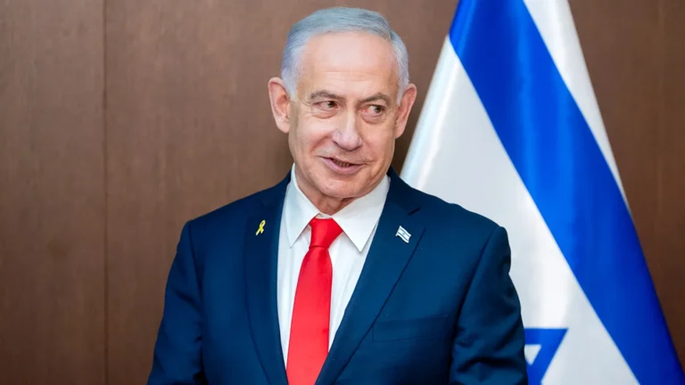 israeli-pm-benjamin-netanyahu-israel-flag