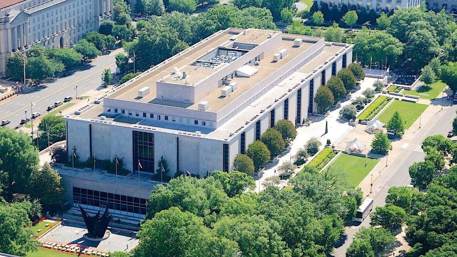 À l’intérieur du réseau géant des musées Smithsonian, sous le feu de l’administration Trump