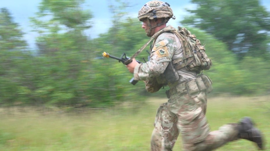 Un exercice militaire dans le Michigan prépare des milliers de soldats à changer de champ de bataille