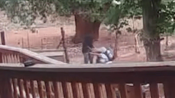 Une maman de New York survit à une attaque au cou lors d'une randonnée en Arizona : "Je ne peux pas mourir comme ça"