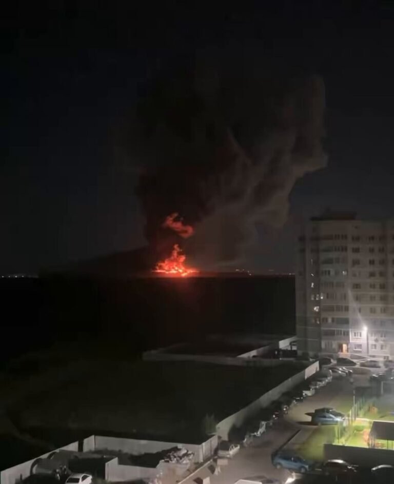 Des drones ukrainiens à longue portée ont frappé le centre logistique Wildberries à Voronej.