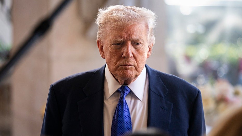 Pourquoi Trump minimise les informations selon lesquelles la Russie et la Chine aident l'Iran