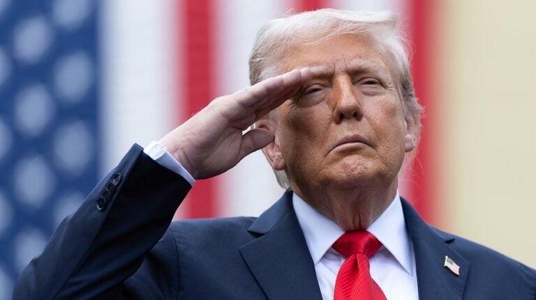 PREMIER SUR FOX : Trump ouvrira une ligne directe avec les familles des militaires dans le cadre d'une campagne de préparation de base