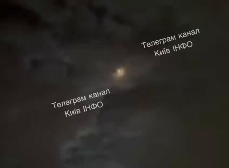 La batterie ukrainienne PATRIOT SAM à Kiev semble avoir finalement reçu un nombre limité d'intercepteurs.