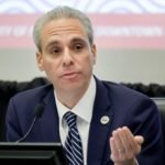 Le chanteur du GOP est « très prêt » à évincer Dem Moskowitz dans une course en Floride qui pourrait déterminer la majorité à la Chambre