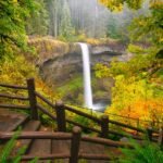 Un homme de 20 ans décède dans un « horrible accident » après avoir glissé d’une imposante cascade de l’Oregon