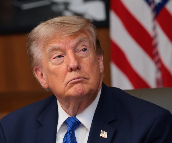 La cote de popularité de Trump baisse à nouveau dans un nouveau sondage