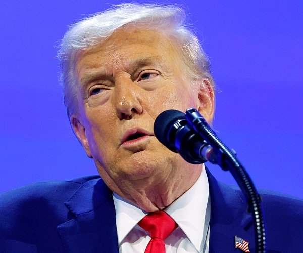 Trump prolonge de 90 jours la dérogation au Jones Act et réduit la portée