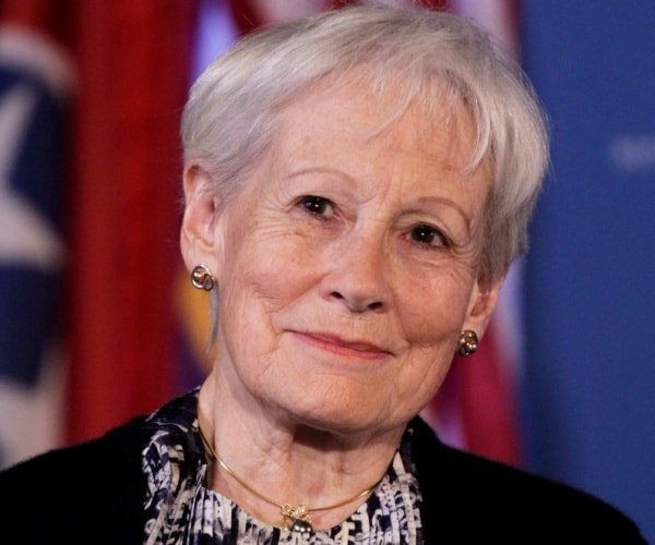 En souvenir de Nancy Kassebaum Baker : un nom de confiance qui a marqué l'histoire