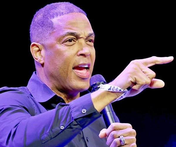 Don Lemon réclame des poursuites vindicatives et demande son licenciement