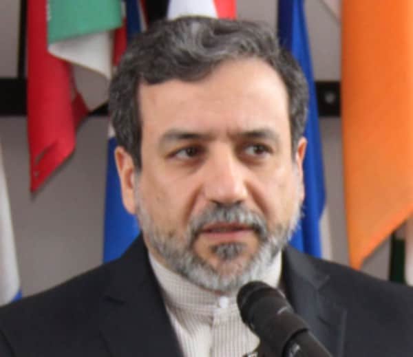 Araqchi d'Iran fait l'éloge de l'armée et appelle à l'unité des musulmans