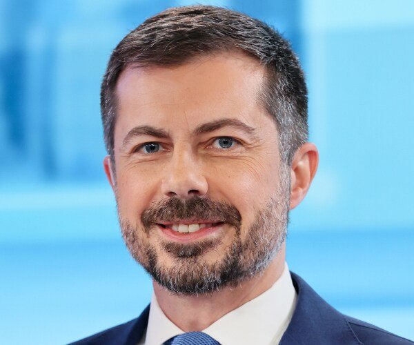 La campagne Stop de Buttigieg au Nouveau-Mexique alimente les spéculations sur 2028
