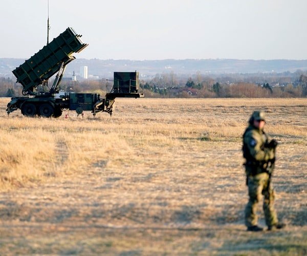 Les stocks de missiles Patriot américains en Europe sont « plus que critiques » en raison de la guerre en Iran