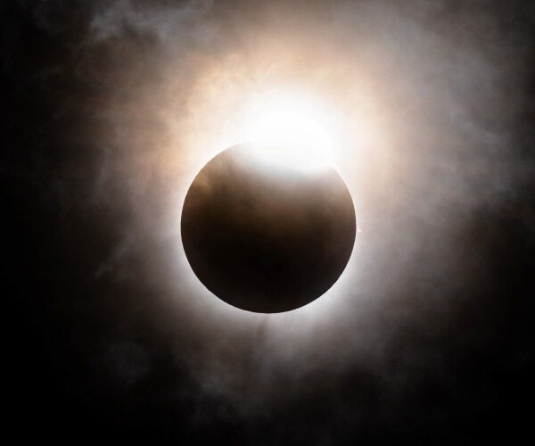 L’Europe plongée dans l’obscurité avec l’éclipse solaire mercredi