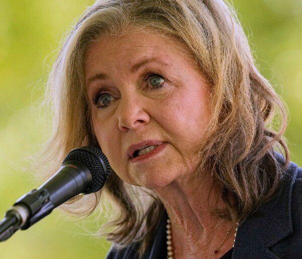 Le sénateur du Tennessee Blackburn remporte la primaire du GOP pour le gouverneur et le meilleur allié de Trump
