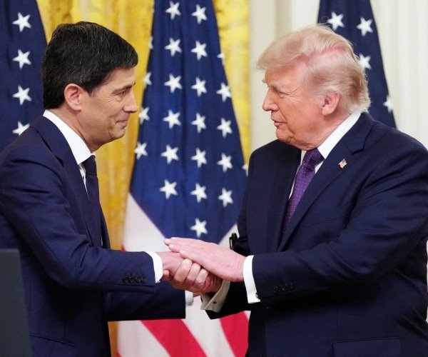 Trump maintient des contacts réguliers avec le président de la Fed, Warsh : rapport