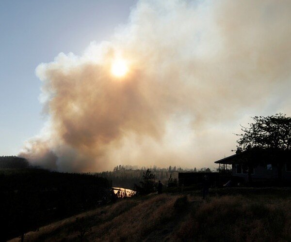 Les incendies dans l'est de l'État de Washington ont brûlé 600 structures et forcé l'évacuation de 5 000 maisons