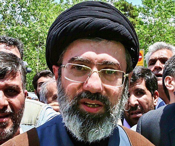 Le sort du guide suprême iranien entouré de mystère