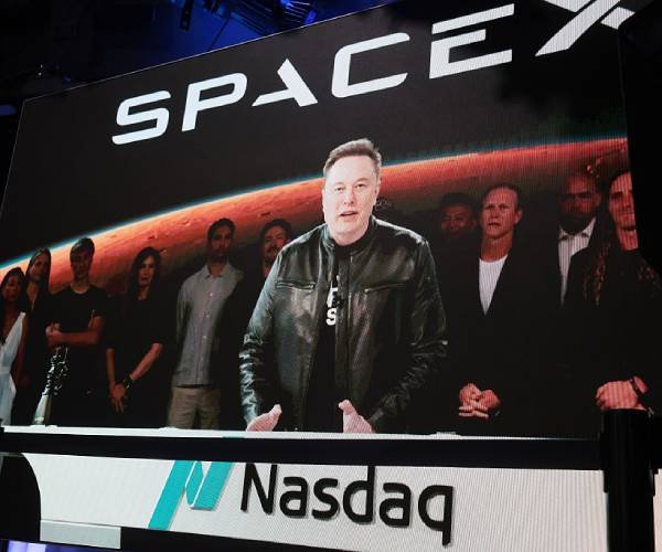 Tesla et SpaceX prévoient une usine de puces au Texas de 16,8 milliards de dollars