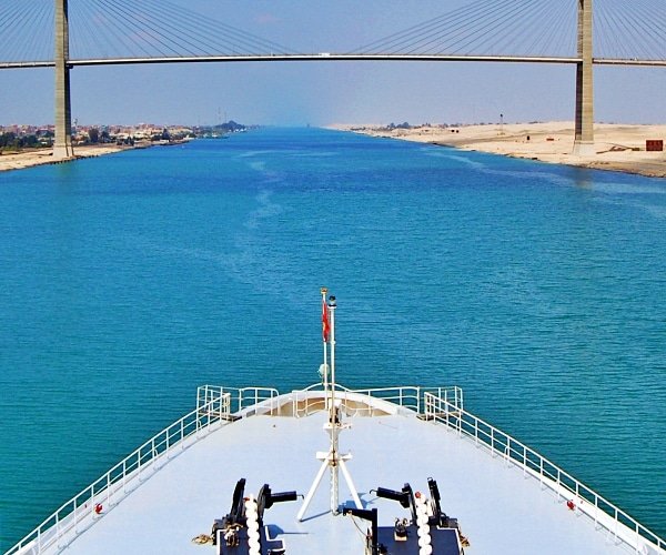 Les Saoudiens utilisent le canal de Suez pour expédier du pétrole