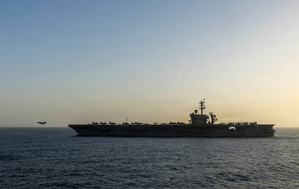 Les familles de l’USS Lincoln mettent en garde la marine contre les conséquences néfastes de la santé mentale