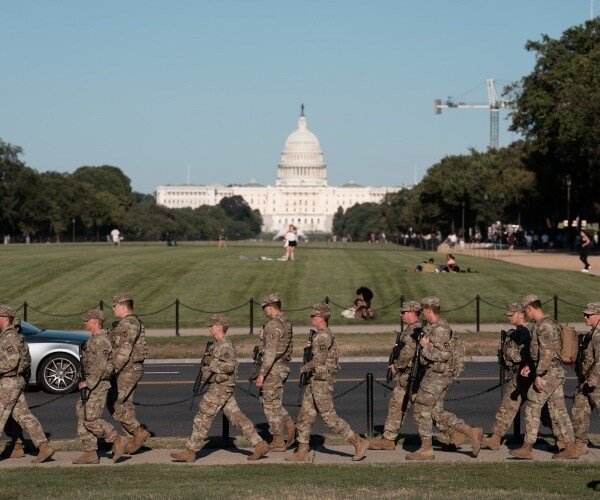 Rapport : la mission de garde de Washington coûtera 1,4 milliard de dollars de plus