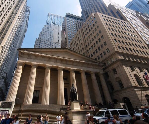 S&P et Dow Futures restent stables alors que l'accord au Moyen-Orient est à l'ordre du jour