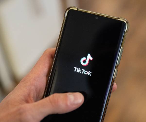 TikTok règle 3 poursuites contre des adolescents sur les réseaux sociaux avant le procès