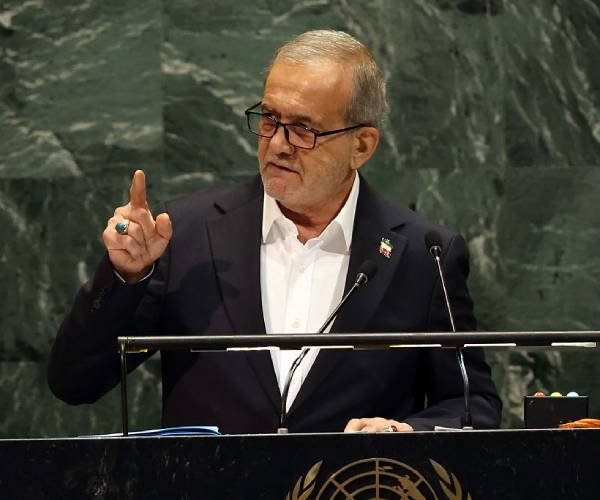 Président iranien : les contacts avec Khamenei sont difficiles