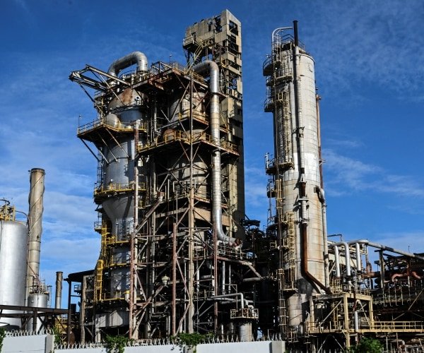 Les accords sur le pétrole au Venezuela bloqués par les divisions